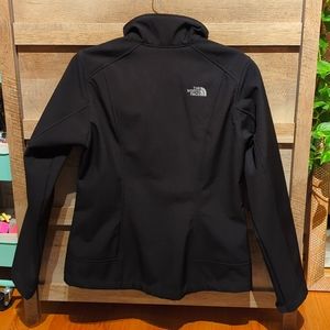 The North Face Chromium Thermal Jacket Size: Medium